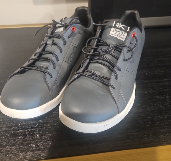 Kuru Men's Gray Sneakers
